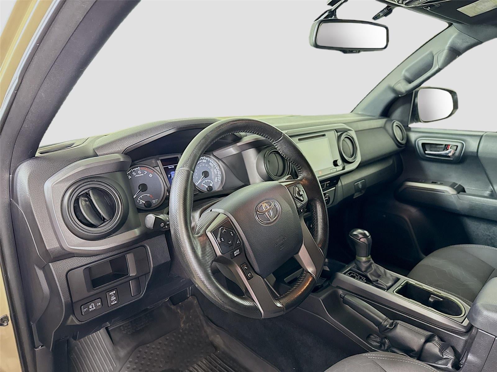 2016 Toyota Tacoma SR