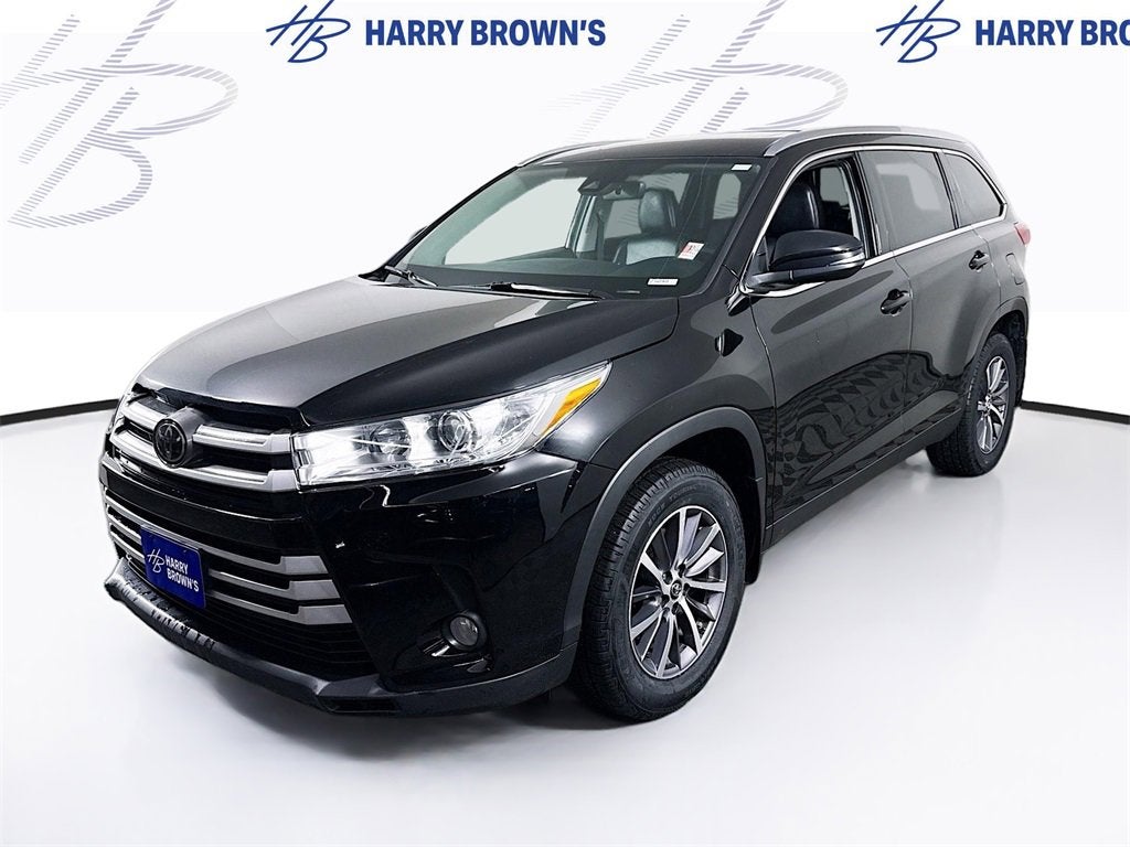 2019 Toyota Highlander SE