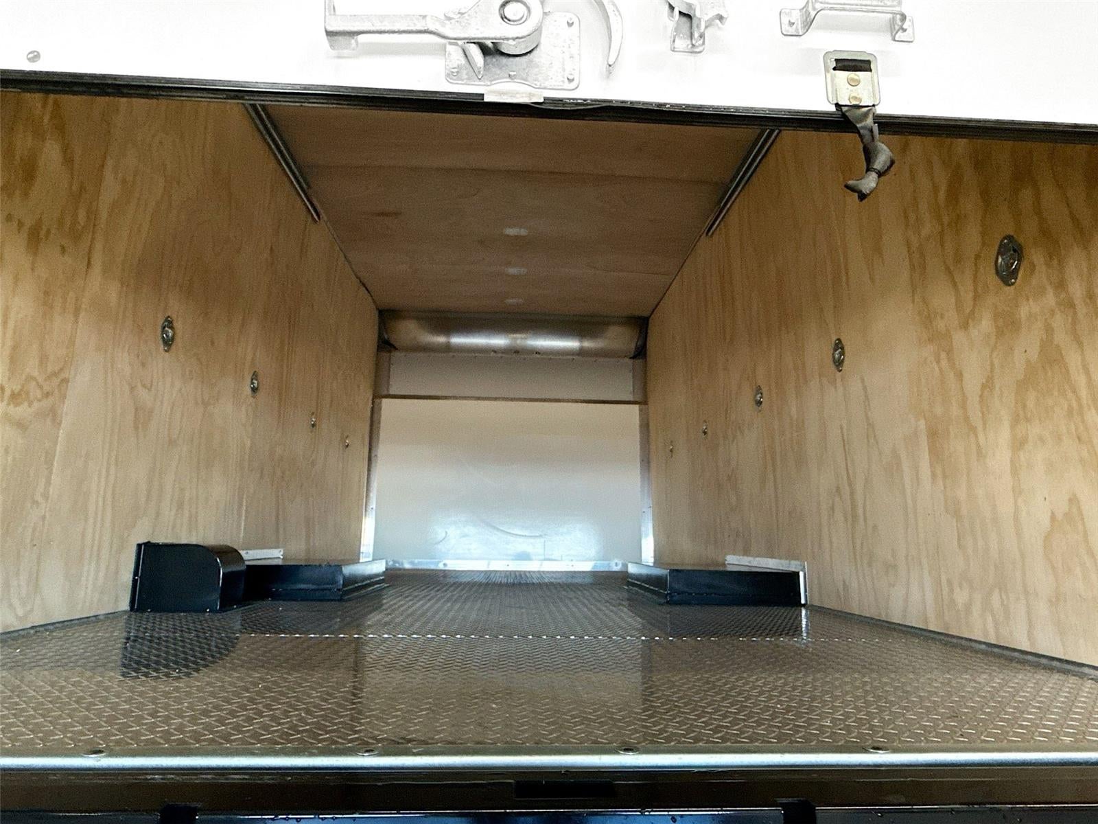 2026 GMC Savana Cutaway 4500 2WT