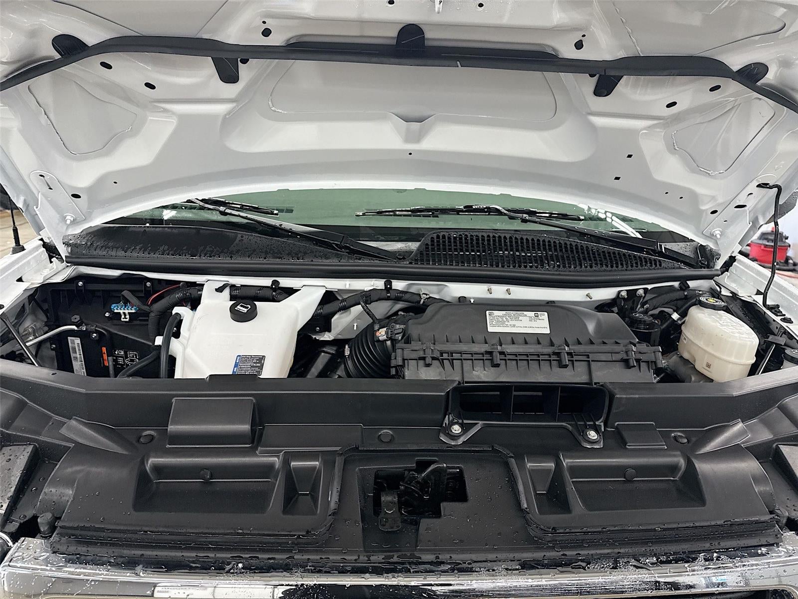 2026 GMC Savana Cutaway 4500 2WT