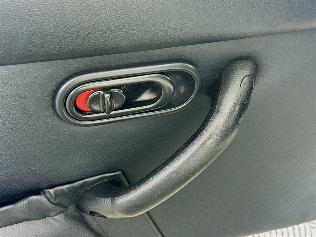 1995 Mazda Mazda MX-5 Miata Base