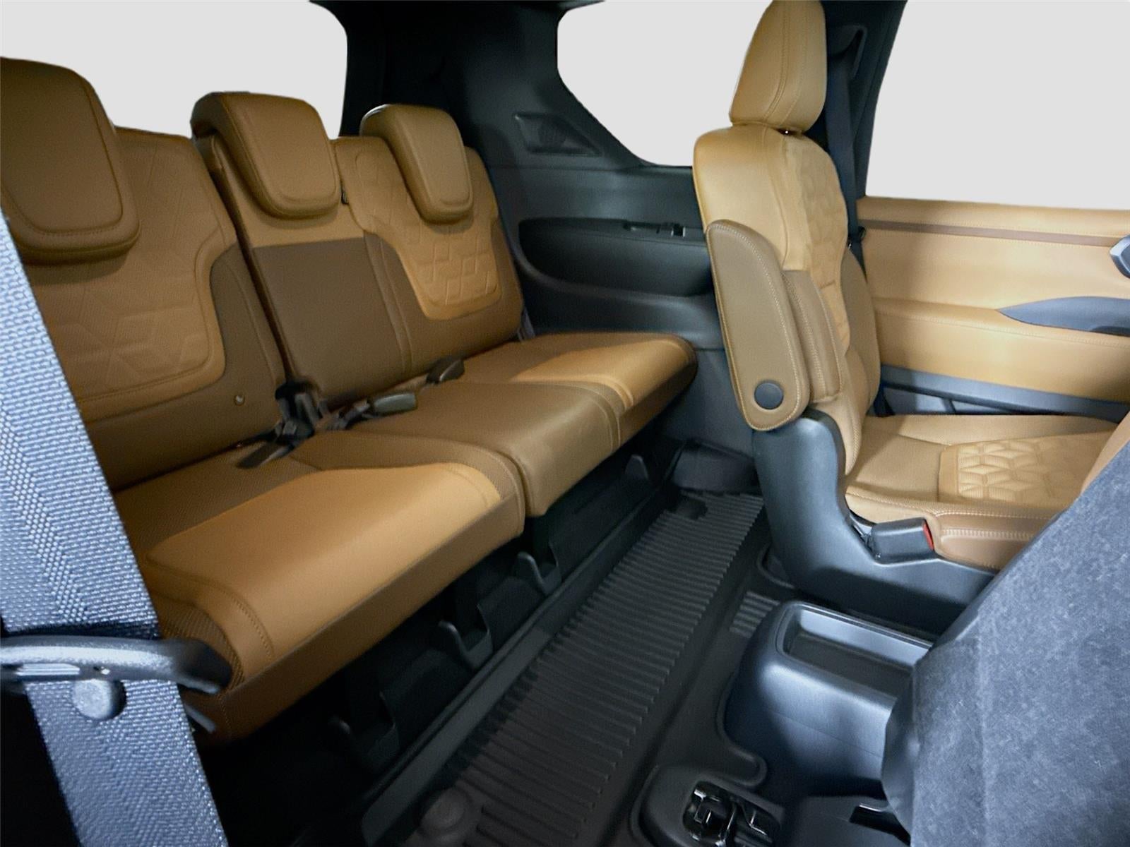 2025 Nissan Armada Platinum Reserve