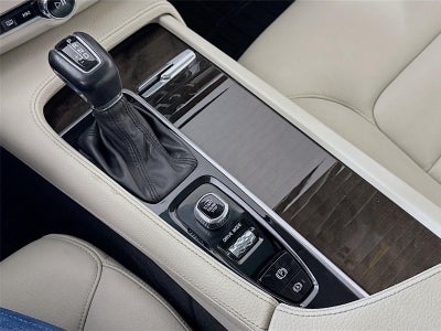 2018 Volvo S90 Momentum