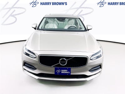2018 Volvo S90 Momentum