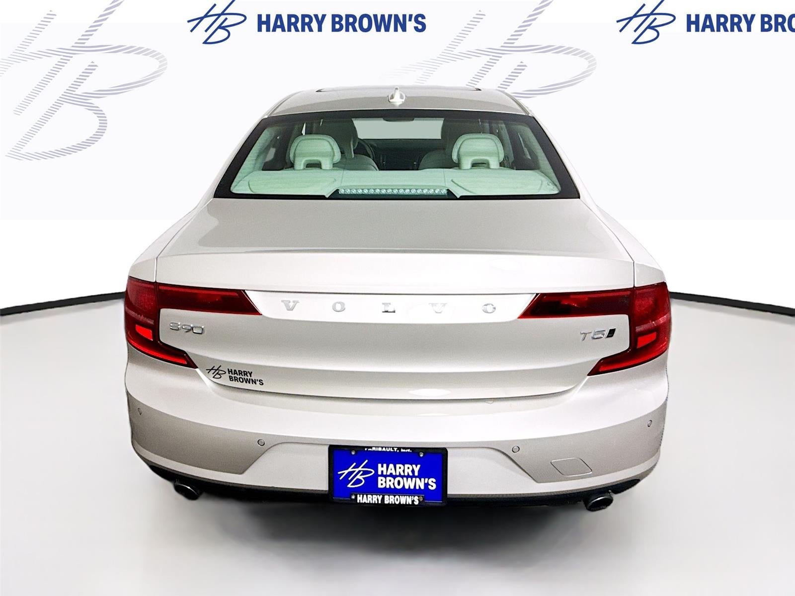 2018 Volvo S90 Momentum