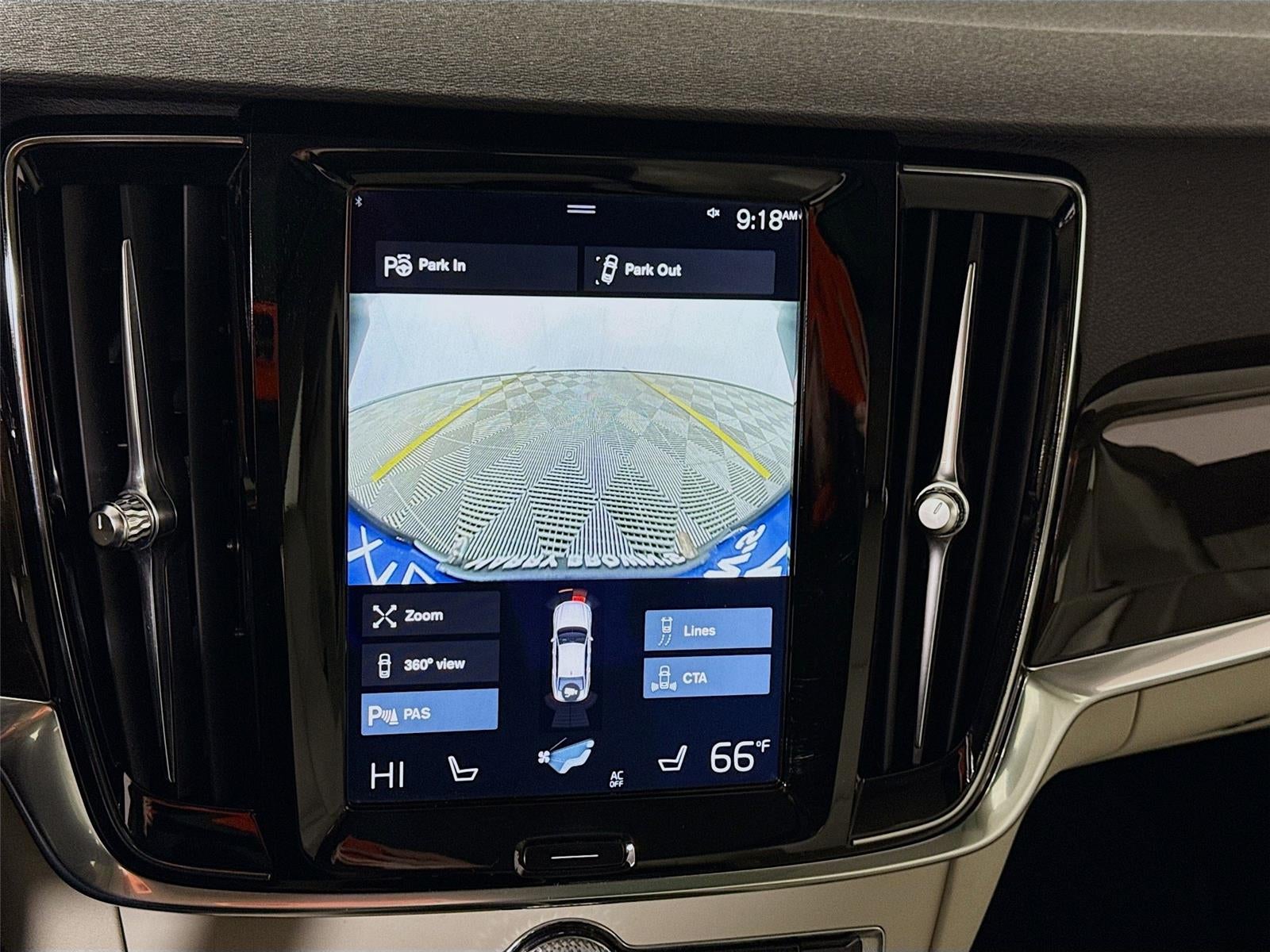 2018 Volvo S90 Momentum