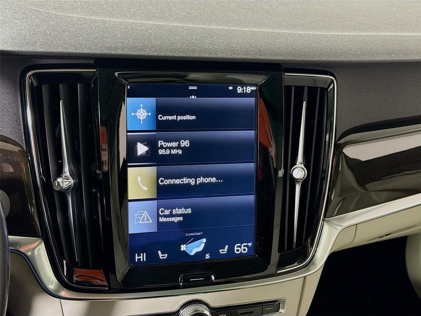 2018 Volvo S90 Momentum