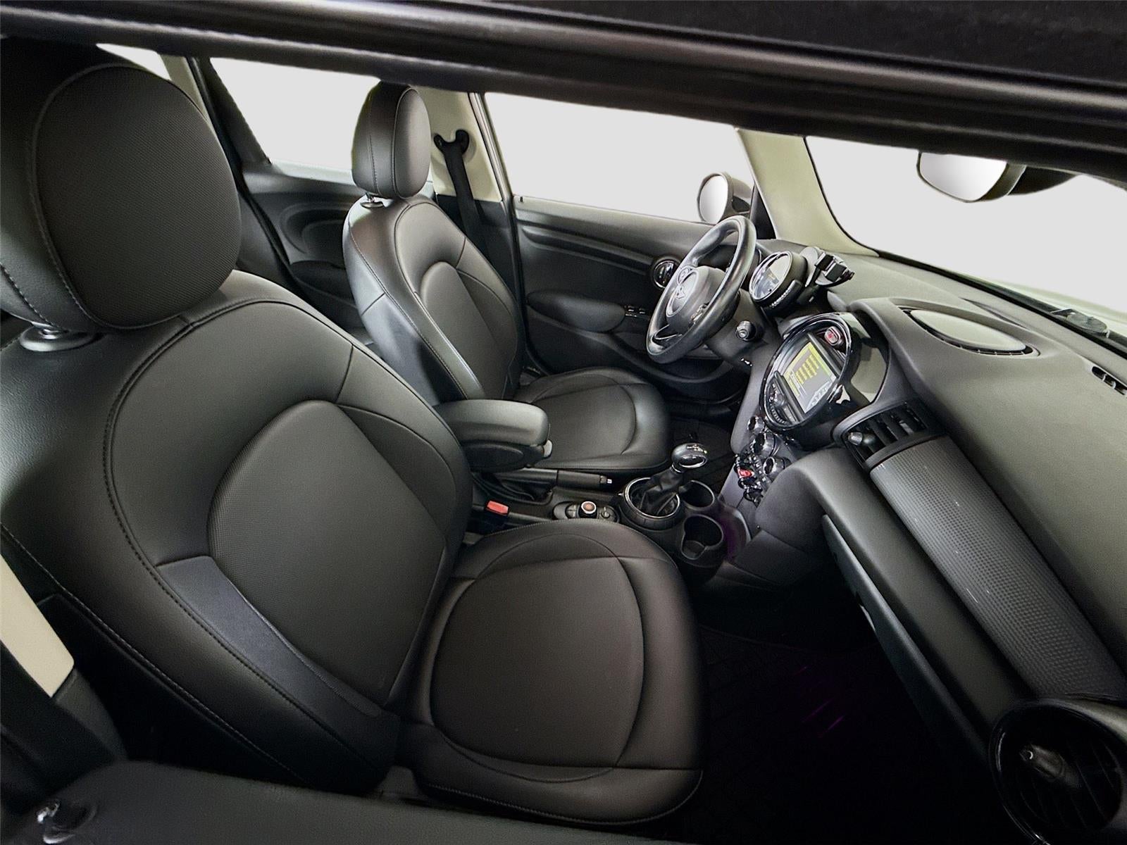 2016 MINI Cooper Hardtop 4 Door 4dr HB