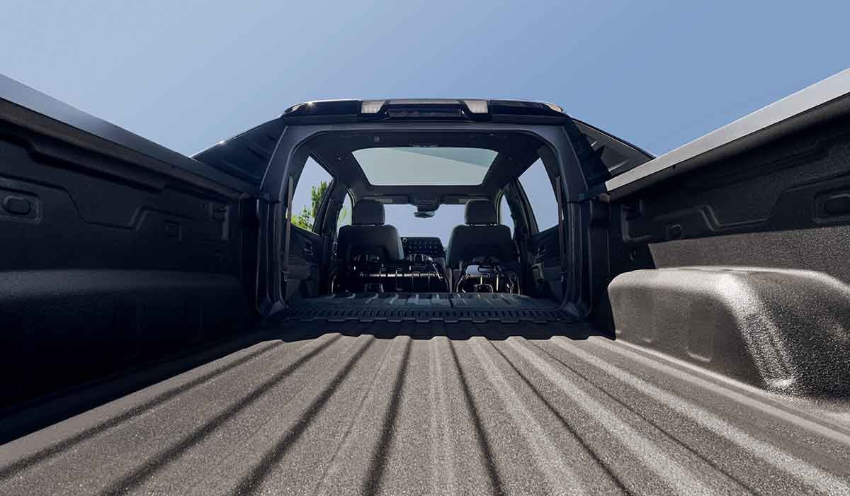 Harry Brown's GM in Faribault MN