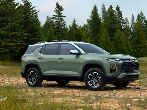 2026 Chevrolet Equinox Two-tone roof