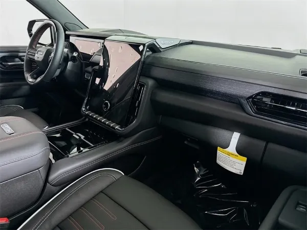 2025 GMC Yukon Dashboard