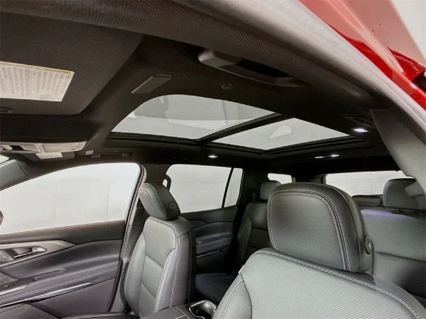 2026 Chevrolet Traverse panoramic power sunroof