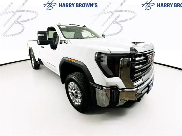 2026 GMC Sierra HD Exterior Front view